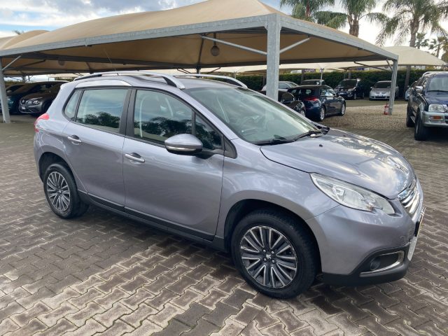 Peugeot 2008 BlueHDi 100 Allure - foto 2 di 4