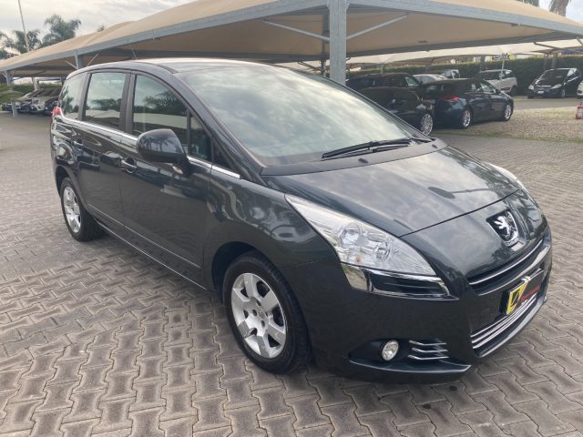 Peugeot 5008 1.6 HDi 115CV Business 7 posti - foto 2 di 30