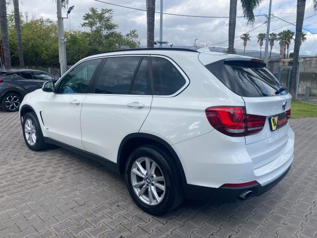 BMW X5 xDrive25d - foto 3 di 4