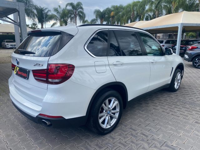 BMW X5 xDrive25d - foto 4 di 4