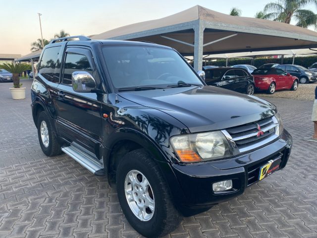 Mitsubishi Pajero 3.2 16V DI-D 3p. GLS - foto 2 di 4