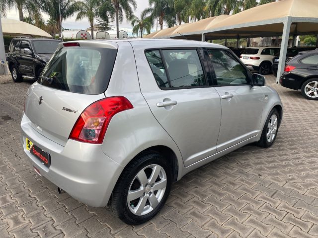 Suzuki Swift 1.3 DDiS 75CV 5p. GL - foto 4 di 4