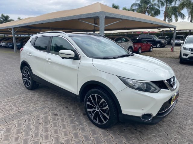 Nissan Qashqai 1.6 dCi 4WD Tekna - foto 2 di 4